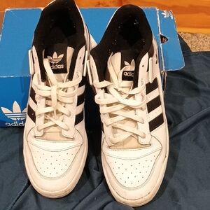 Adidas Men's White and Black Sneakers